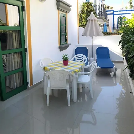 Billy's By Livvo * Puerto De Mogan