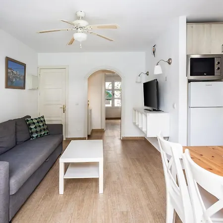Billy's By Livvo Apartmán